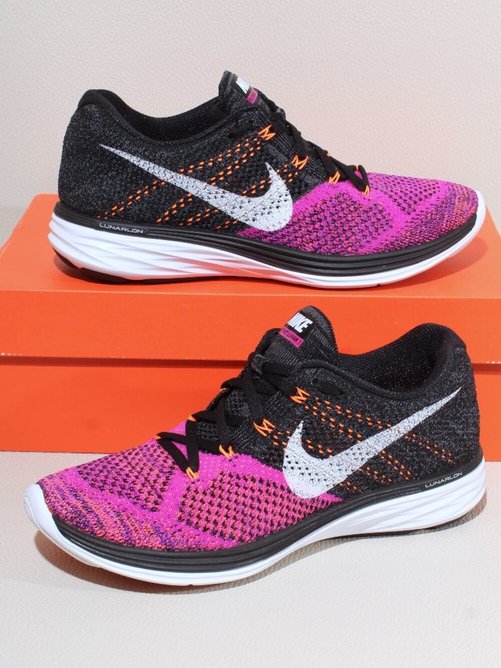 Womens Nike Flyknit Lunar 3 Sz 8.5 Pink & Black 698182-006 Running Shoes